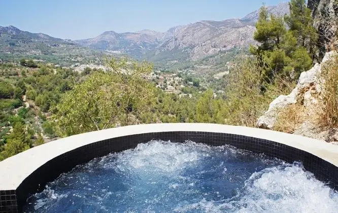 Suit With Jacuzzi