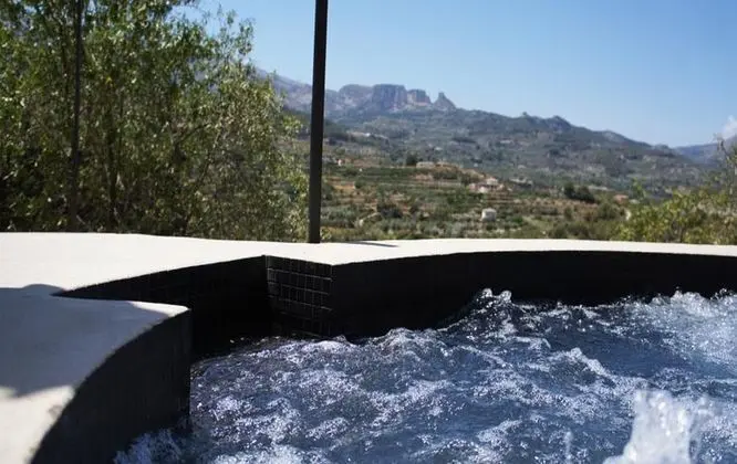 Suit With Jacuzzi