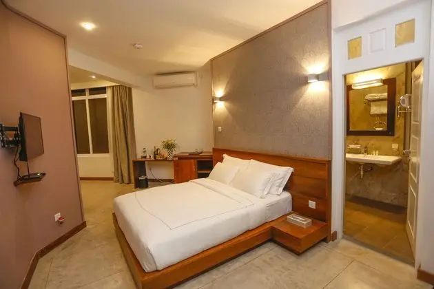 PREMIUM DELUXE ROOM