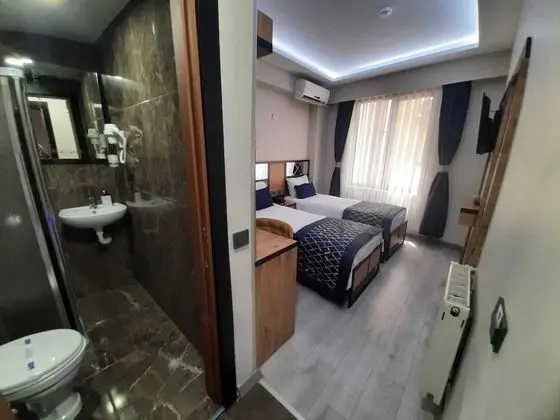 Standard Tek Büyük veya İki Ayrı Yataklı Oda