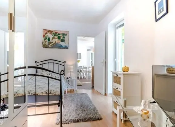 Ev (Vjerocka - with pool - H(5+3))