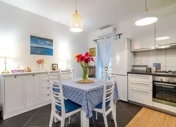 Ev (Vjerocka - with pool - H(5+3))