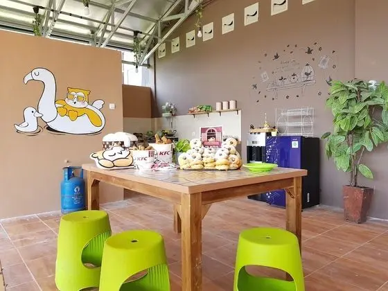 Ortak Ranzalı Oda, Sadece kadınlar için