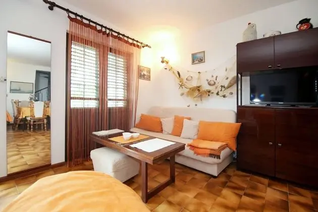 Apart Daire (Vlad - sea view - A1(6))