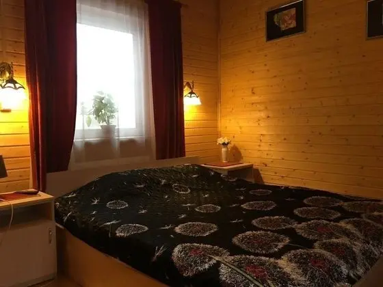 Tek Büyük veya İki Ayrı Yataklı Oda