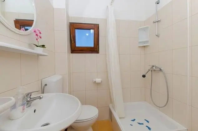 Apart Daire (Vlado - cosy & afordable - A3(6))