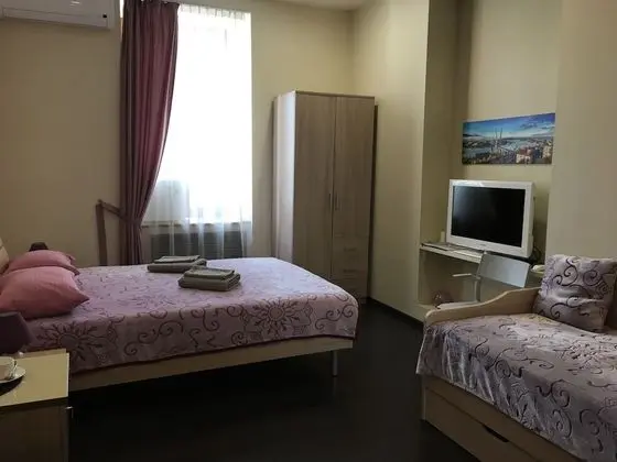 Üç Kişilik Oda, Ortak Banyo