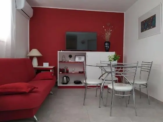 Ev (Vlasta - near sea - H(4+1))