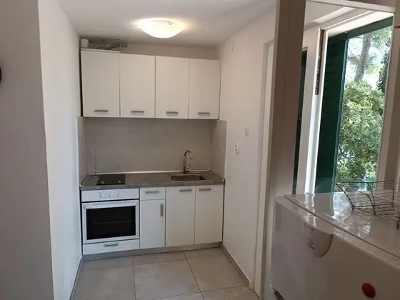 Ev (Vlasta - near sea - H(4+1))