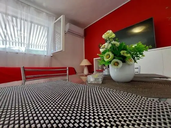 Ev (Vlasta - near sea - H(4+1))