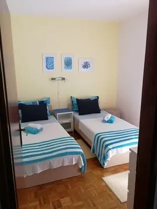 Apart Daire (Vlatkica - 10 m from beach - A1 Vlatk)