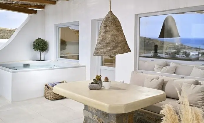 Villa, Deniz Manzaralı