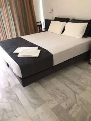 Basic Tek Büyük veya İki Ayrı Yataklı Oda (for 2 people)