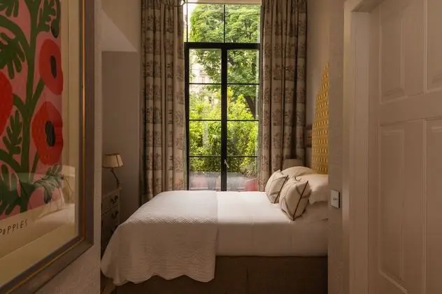 GARDEN CLASSIC ROOM