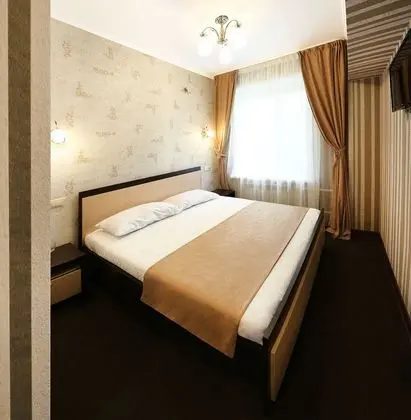 Standard Tek Büyük Yataklı Oda