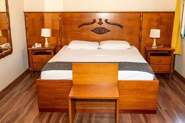 Standard Tek Büyük Yataklı Oda