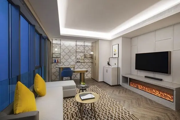 Süit, 1 Yatak Odası, Nehir Manzaralı (Living Area)