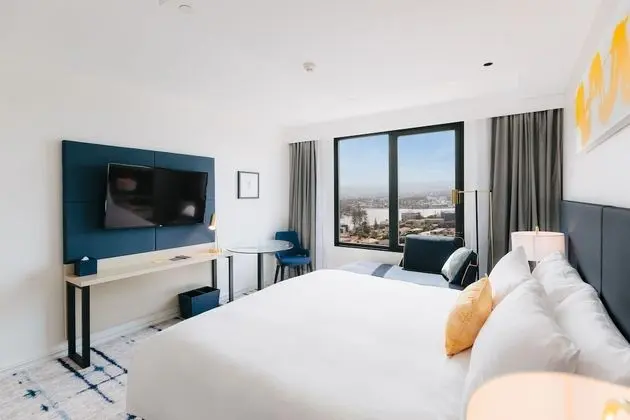Premium Oda, 1 En Büyük (King) Boy Yatak, Dağ Manzaralı (High Floor)