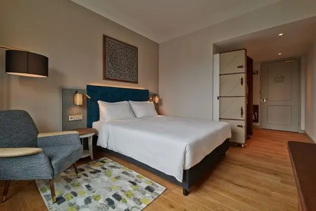Premium Oda, 1 Büyük (Queen) Boy Yatak, Şehir Manzaralı