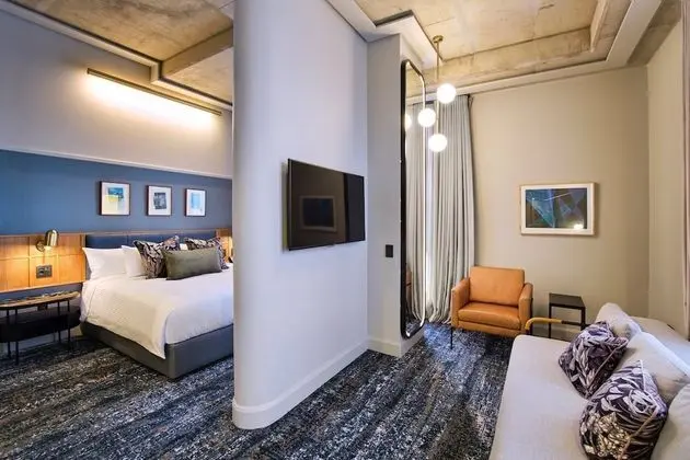 Premium Oda, 1 En Büyük (King) Boy Yatak (Walk-in Shower)