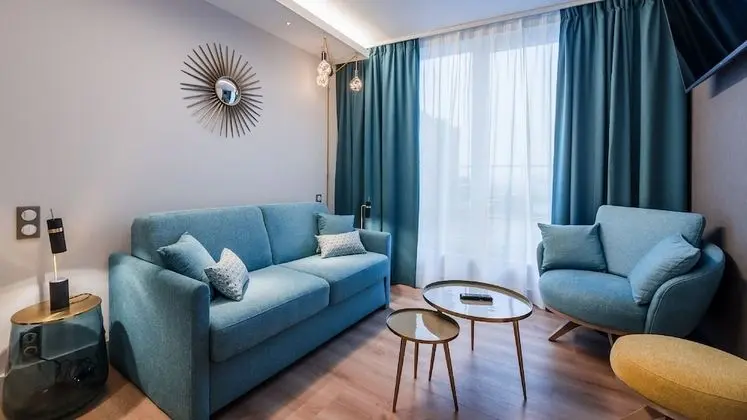 Süit, 1 En Büyük (King) Boy Yatak ve Çekyat