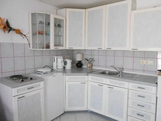 Superior Apart Daire, Teras, Denize Bakan (Crveni)