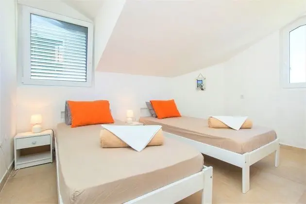 Apart Daire, 2 Yatak Odası, Plaj Manzaralı (Royal)