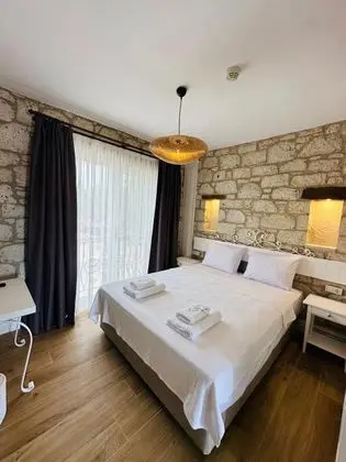 Standart Oda, Kara Manzaralı, Fransız Balkonlu