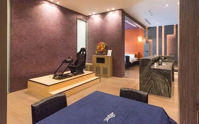 Deluxe Tek Büyük Yataklı Oda