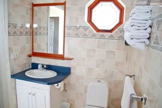 Tek Büyük veya İki Ayrı Yataklı Oda, Özel Banyo