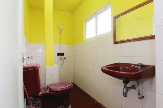 Standard Oda, Ortak Banyo
