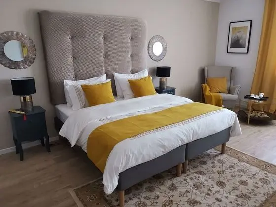 Deluxe Tek Büyük veya İki Ayrı Yataklı Oda (22)