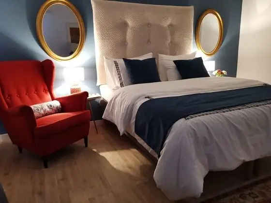 Design Tek Büyük veya İki Ayrı Yataklı Oda (21)