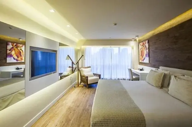 Luxury Queen Bed