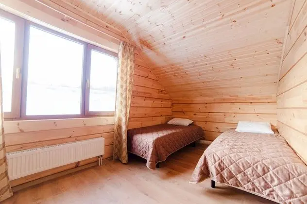 Standard Kır Evi, Göl Manzaralı