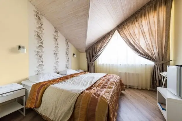 Standard Oda, Göl Manzaralı
