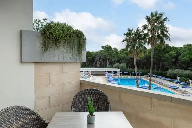 Tek Büyük Yataklı Oda (Lato Piscina)