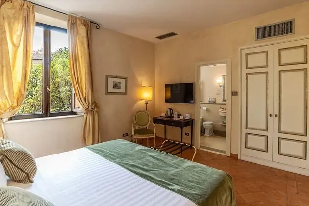 Deluxe Büyük Yataklı Tek Kişilik Oda