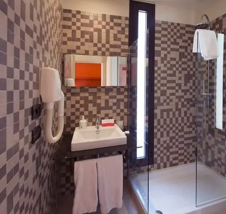 Economy Tek Büyük Yataklı Oda, 1 Yatak Odası, Özel Banyo