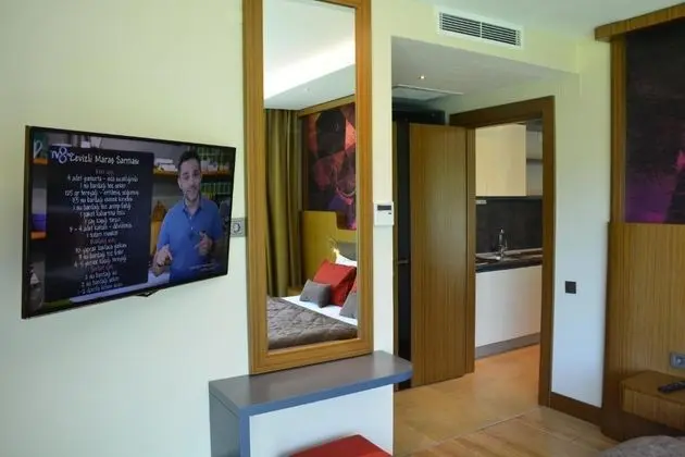 Suite 2 + 1 Oda, Bahçe Manzaralı, Bahçe Katı