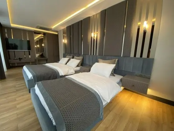 Triple, Doğa Manzaralı, Balkonlu