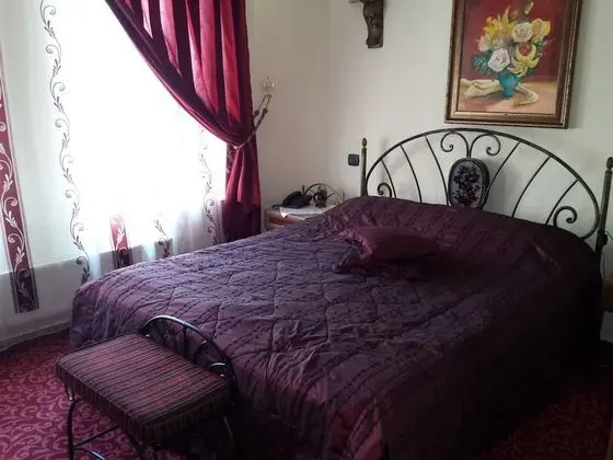 Standard Tek Büyük Yataklı Oda