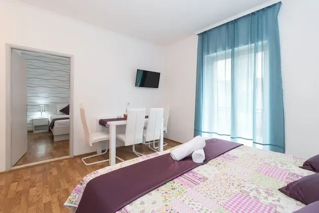 Basic Apart Daire, Balkon