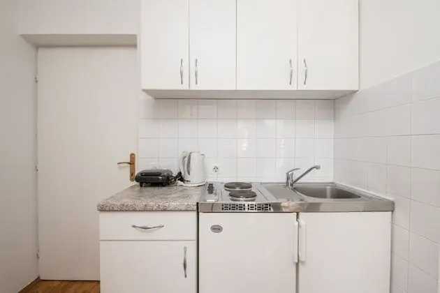 Basic Stüdyo, Balkon