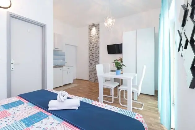 Basic Stüdyo, Balkon, Deniz Manzaralı