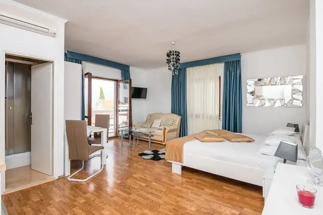 Classic Stüdyo, Kısmi Deniz Manzaralı