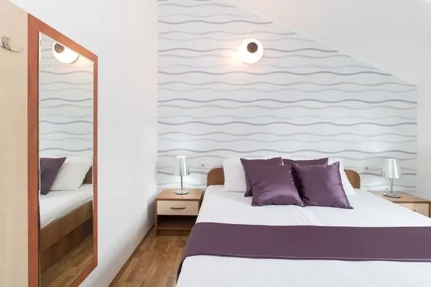 Classic Apart Daire, 2 Yatak Odası, Balkon, Avlu Manzaralı