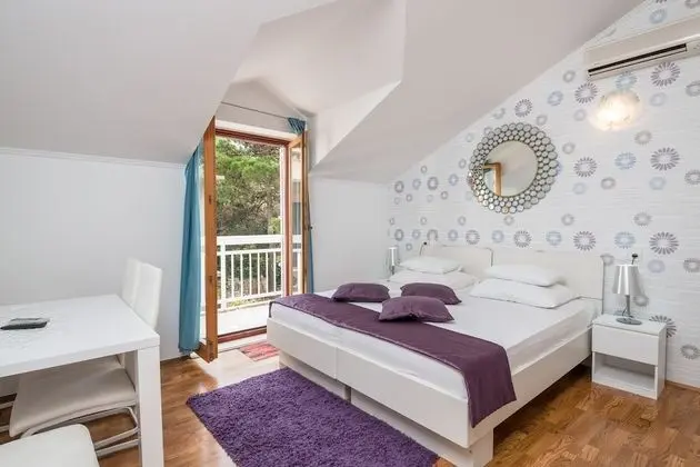 Classic Apart Daire, 2 Yatak Odası, Balkon, Avlu Manzaralı