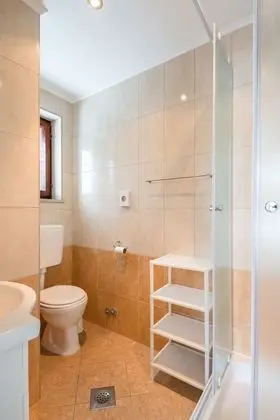 Classic Apart Daire, 2 Yatak Odası, Balkon, Avlu Manzaralı