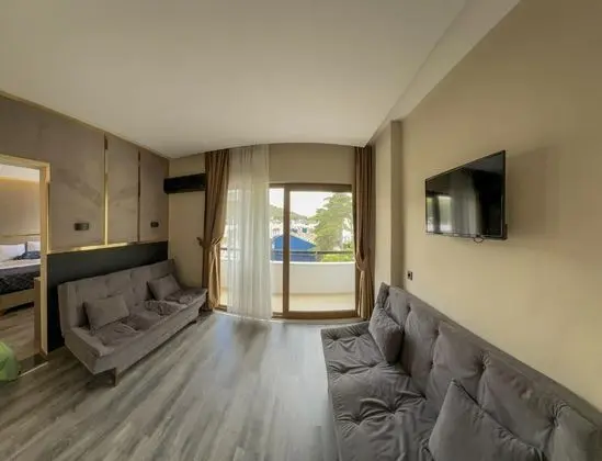 Connection Room, Bahçe veya Sokak Manzaralı
